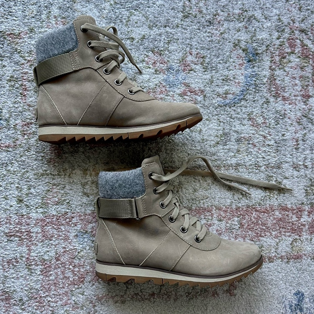 Sorrel boots 8.5